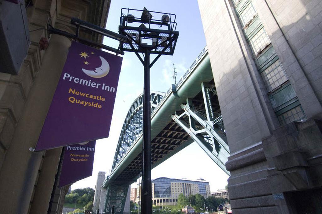 Premier Inn Newcastle Quayside Экстерьер фото